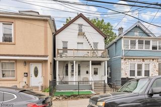 43 Quincy St, Passaic City, NJ 07055