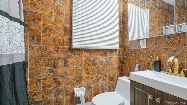 13421 233rd Street, Rosedale, NY 11422