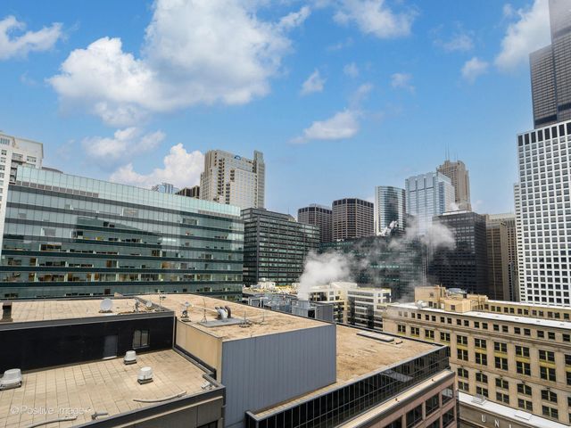 565 W QUINCY Street 1602, Chicago, IL 60661