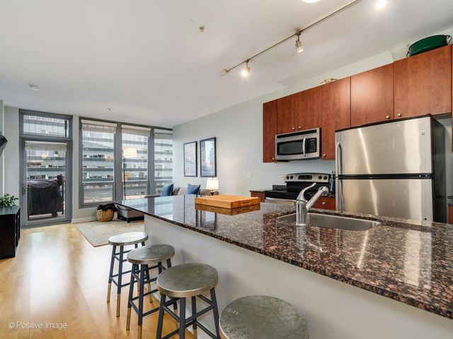 565 W QUINCY Street 1602, Chicago, IL 60661