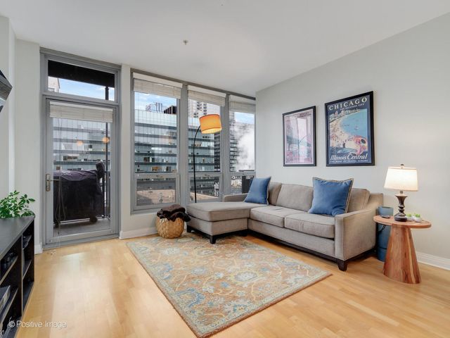 565 W QUINCY Street 1602, Chicago, IL 60661