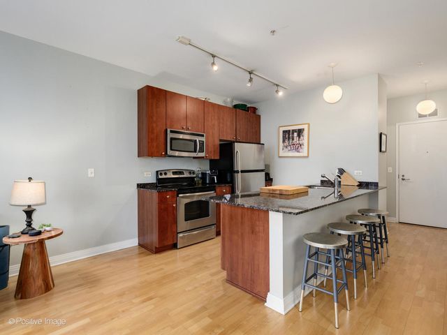 565 W QUINCY Street 1602, Chicago, IL 60661