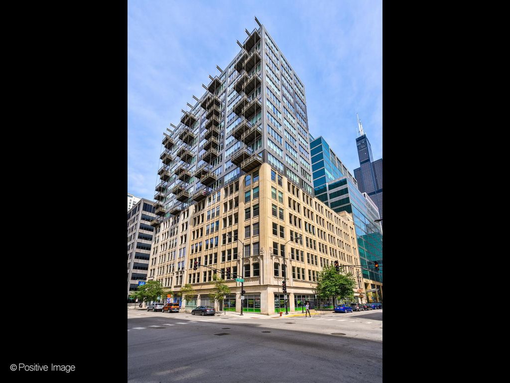 565 W QUINCY Street 1602, Chicago, IL 60661