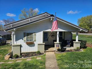 213 Colombo Street NW, Valdese, NC 28690