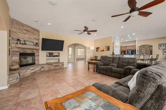 2303 E Hulet Avenue, Mohave Valley, AZ 86440