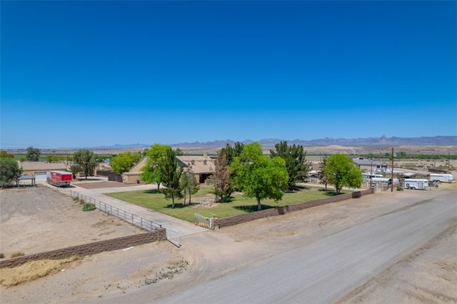 2303 E Hulet Avenue, Mohave Valley, AZ 86440
