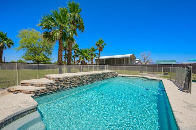 2303 E Hulet Avenue, Mohave Valley, AZ 86440