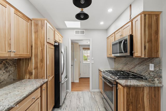 10120 W RIVIERA Drive, Sun City, AZ 85351