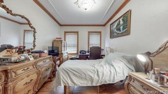 44-32 64 Street 1, Woodside, NY 11377
