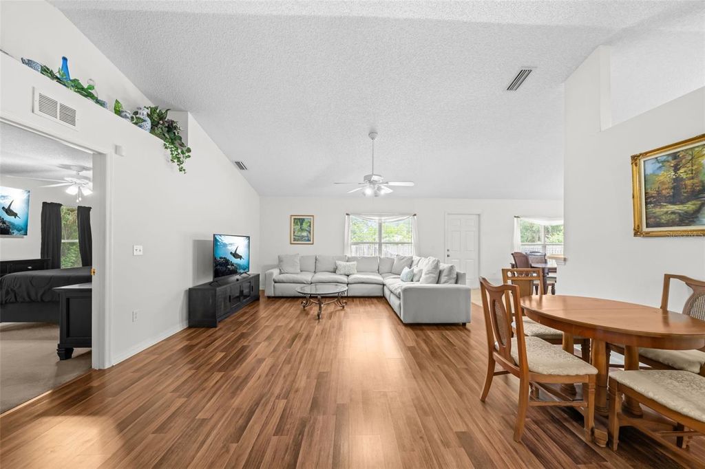 Image 5 of property listing at 3254 WASILLA AVENUE SE, Palm Bay, FL 32909