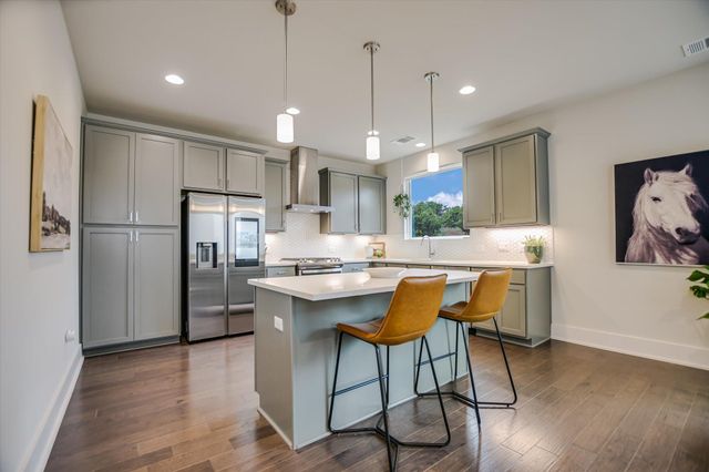 5212 Pink Poppy PASS 20, Austin, TX 78735