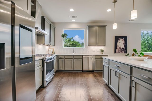 5212 Pink Poppy PASS 20, Austin, TX 78735