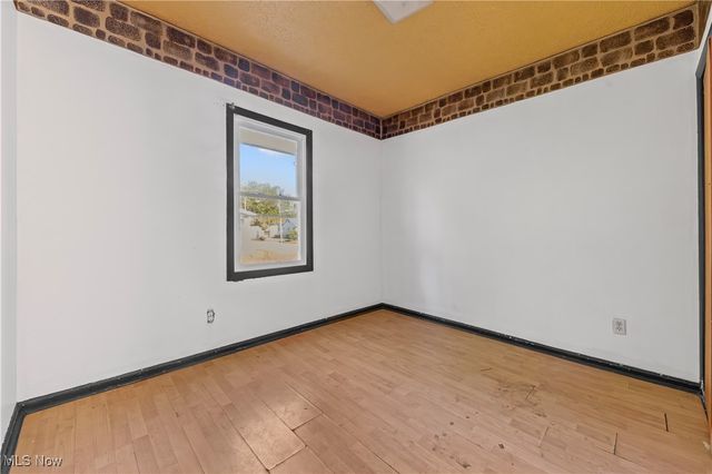 932 Cole Avenue, Akron, OH 44306