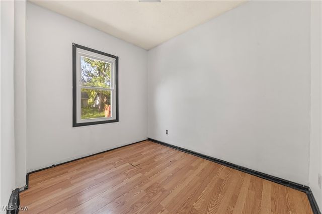 932 Cole Avenue, Akron, OH 44306