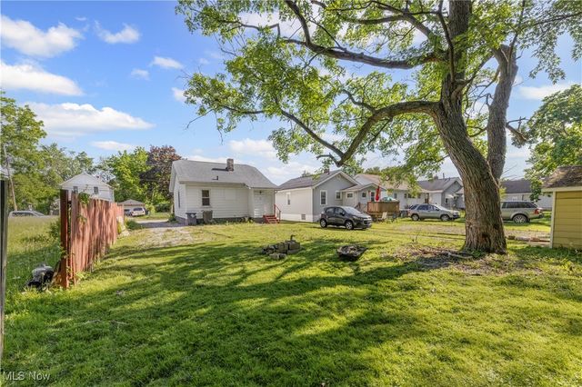 932 Cole Avenue, Akron, OH 44306