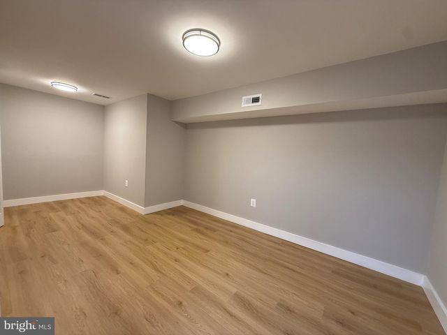 7907 COLORADO SPRINGS DR, Springfield, VA 22153