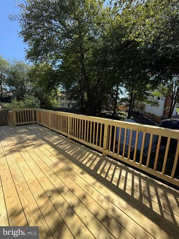 7907 COLORADO SPRINGS DR, Springfield, VA 22153