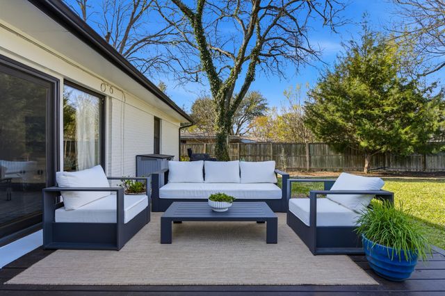 10123 Solta Drive, Dallas, TX 75218