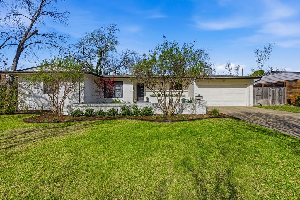 10123 Solta Drive, Dallas, TX 75218