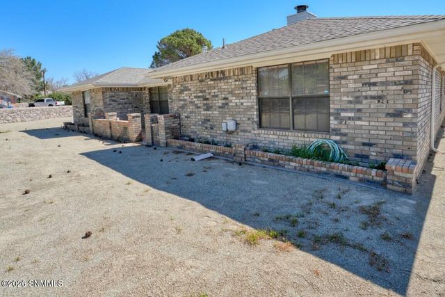 865 Cedardale Drive, Las Cruces, NM 88005