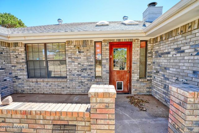 865 Cedardale Drive, Las Cruces, NM 88005