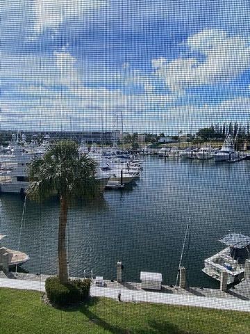 29 Yacht Club Drive 306, North Palm Beach, FL 33408