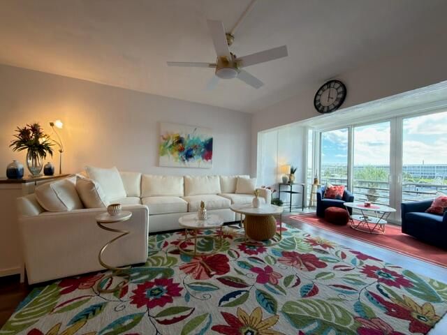 29 Yacht Club Drive 306, North Palm Beach, FL 33408
