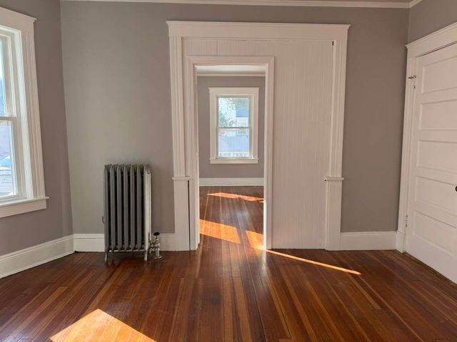 246 Rogers St 1, Lowell, MA 01852