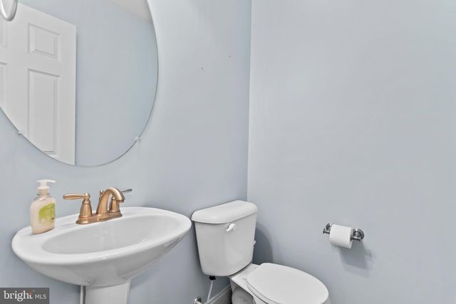 15 WARGO LN, Dillsburg, PA 17019