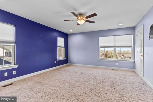 15 WARGO LN, Dillsburg, PA 17019