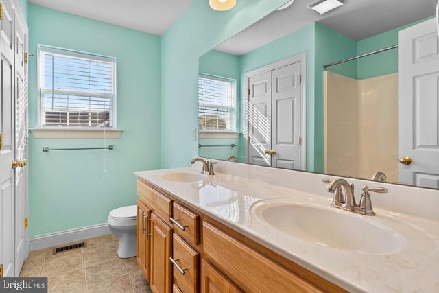 15 WARGO LN, Dillsburg, PA 17019