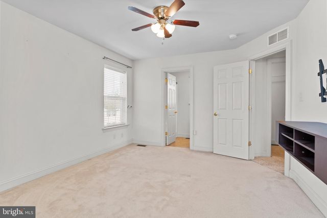 15 WARGO LN, Dillsburg, PA 17019