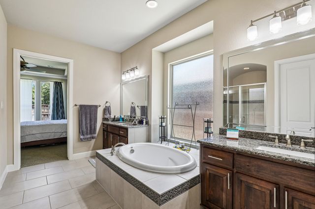 1123 Blue Lake Boulevard, Arlington, TX 76005