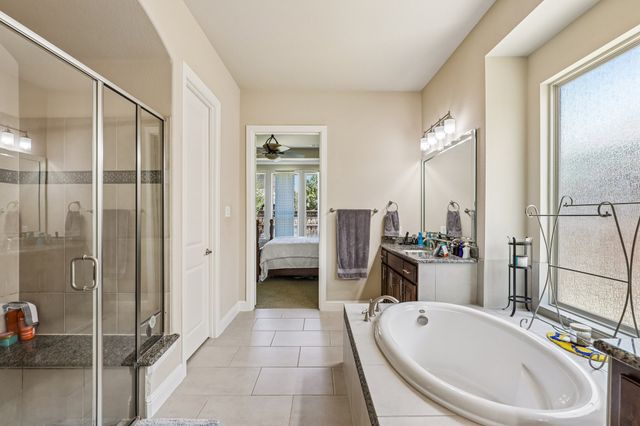 1123 Blue Lake Boulevard, Arlington, TX 76005
