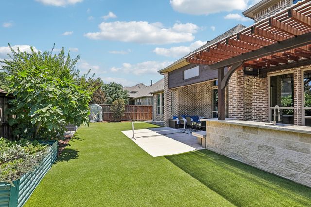 1123 Blue Lake Boulevard, Arlington, TX 76005