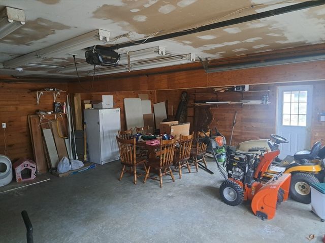 1 Pine Lane, Brookfield, MA 01506