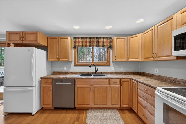 77 Anderson Road, Unity, NH 03773