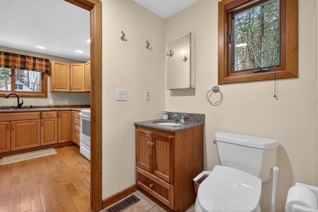 77 Anderson Road, Unity, NH 03773