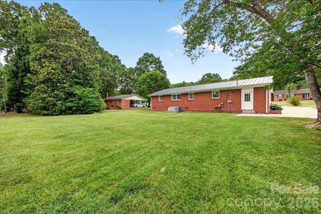 2216 White Store Road, Monroe, NC 28112