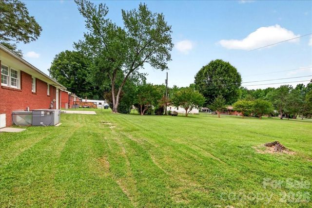 2216 White Store Road, Monroe, NC 28112