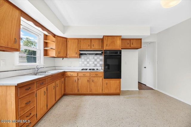 47 Marjorie Drive, Toms River, NJ 08755
