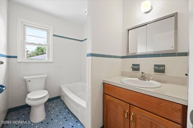 47 Marjorie Drive, Toms River, NJ 08755