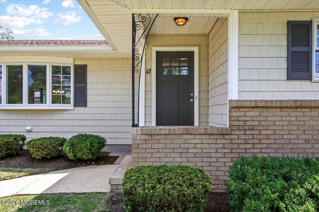 47 Marjorie Drive, Toms River, NJ 08755