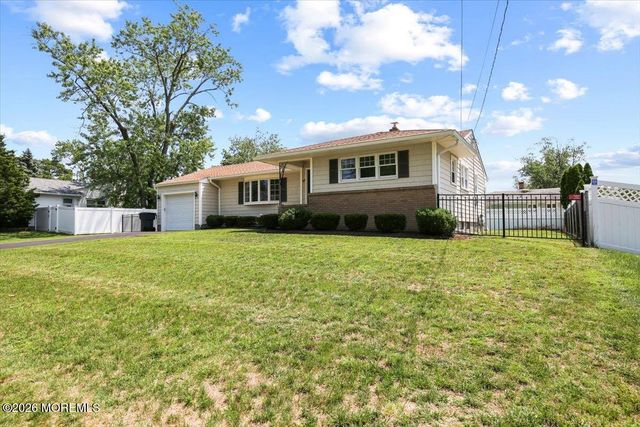 47 Marjorie Drive, Toms River, NJ 08755