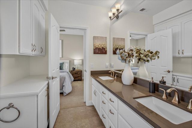 5200 Birkdale Way, San Jose, CA 95138