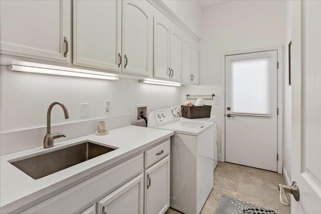 5200 Birkdale Way, San Jose, CA 95138