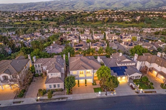 5200 Birkdale Way, San Jose, CA 95138