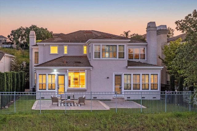 5200 Birkdale Way, San Jose, CA 95138