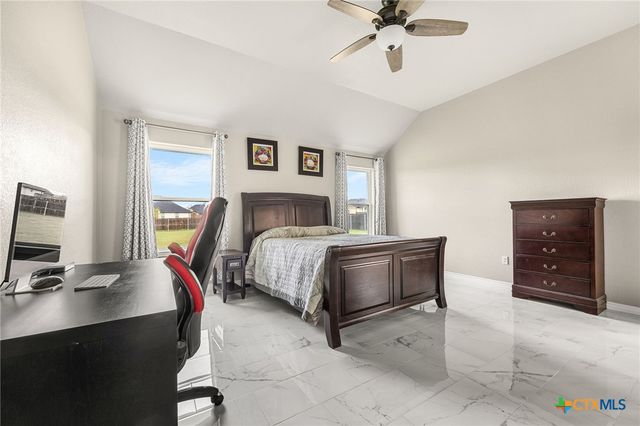 223 Sand Flat Lane, Temple, TX 76502