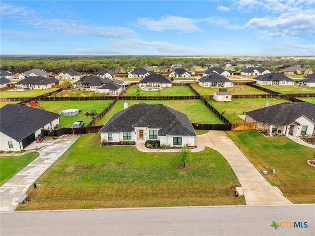 223 Sand Flat Lane, Temple, TX 76502